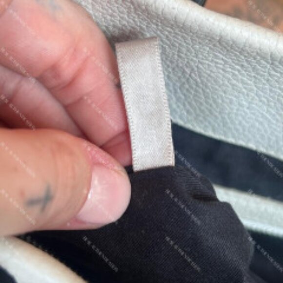 Jimmy Choo 2020 Sophia Star Studded Tote - Picture 13 of 15